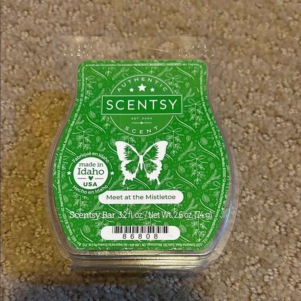 Scentsy Green Meet at the Mistletoe Scent Bar